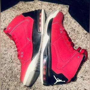 Men’s size 7.5 Jordan Flight